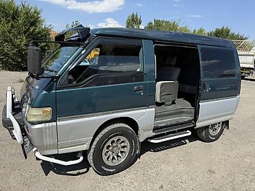 4 vd: Mitsubishi Delica: 1994 г., 2.5 л, Автомат, Дизель, Минивэн — 7