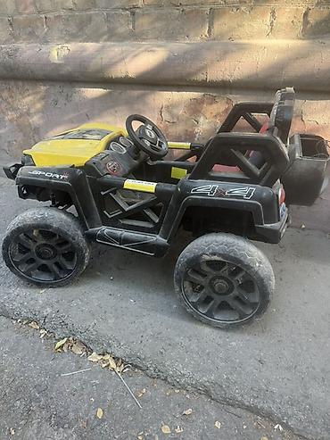 Детский электромобиль-внедорожник 4x4 - Тип: аккумуляторная машинка