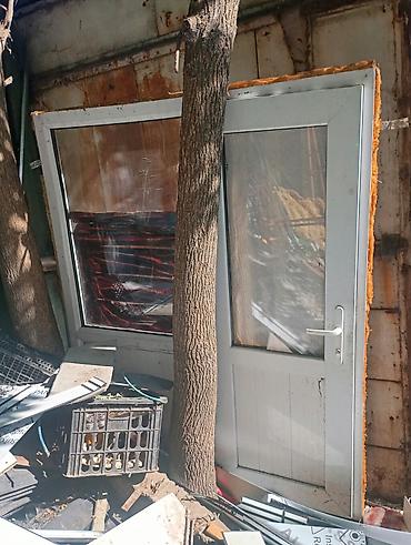 Продаются стеклянные элементы и двери: - Входной блок из ПВХ: глухая at lalafo.kg Продаются стеклянные элементы и двери: - Входной блок из ПВХ: глухая