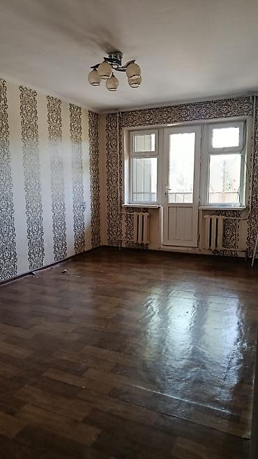 Долгосрочная аренда квартир: Тез арада 2 ком. кв 103-серияда үй сатылат. 2-этаж, бронь эшик at lalafo.kg — 9 Долгосрочная аренда квартир: Тез арада 2 ком. кв 103-серияда үй сатылат. 2-этаж, бронь эшик — 9