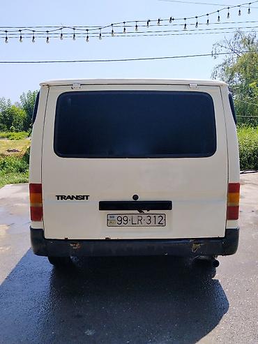 mercedes benz 208 d: Ford Transit: 2.5 l | 1998 il 360000 km Van body type — 6