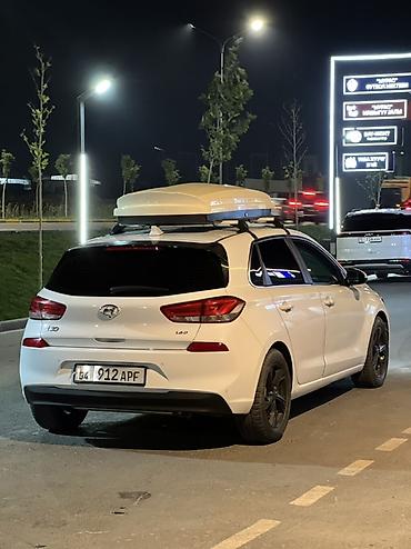 hyundai i30n: Hyundai i30: 2018 г., 1.6 л, Автомат, Дизель, Хэтчбэк — 4