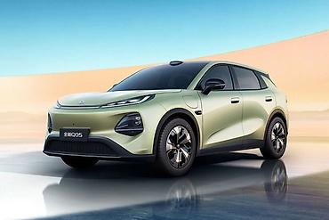 Продаю оригинал ворс Коврики в салон для автомобиля CHANGAN Q05+полик