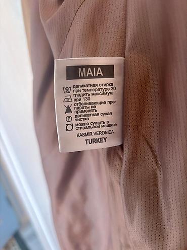 Пальто: Пальто бежевое, кашемировое (Турция), почти новое, носила 2 раза — 5