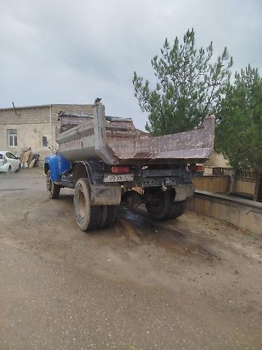 traktor belarus 82: ZIL 130 otur sür maşındı daşa işdəyir sənətləri qaydasındadı — 4
