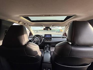 freightliner columbia: Toyota Corolla: 2019 г., Автомат, Бензин, Седан — 7