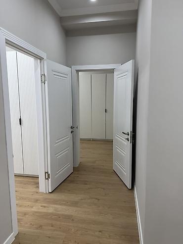 2 8: 3 комнаты, 80 м², 7 мкр Элитка, 15 этаж, Дизайнерский ремонт — 6