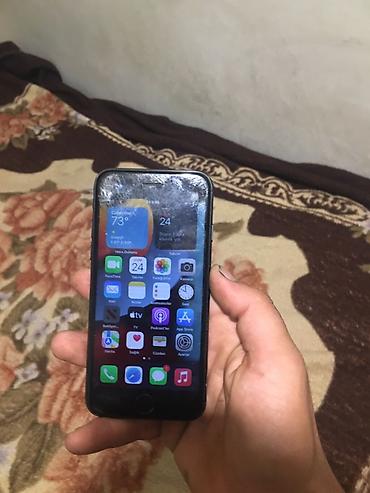 iphone 7 plus kabro: IPhone 7, 256 GB, Qara, Barmaq izi — 5