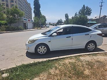 solaris accent: Hyundai Solaris: 2012 г., Бензин, Седан — 1