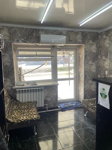 Магазины: Продаю Магазин 89 м², Утеплен, 1 этаж — 3