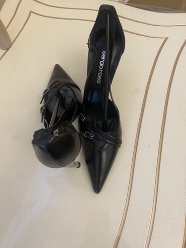 Tuflilər: Tuflilər, YSL, Ölçü: 37, rəng - Mavi, Yeni — 16