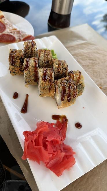 лепить пельмени: 📢 СРОЧНО ИЩЕМ ПОВАРА-СУШИСТА! 🍣 В команду требуется повар-сушист! 📍 — 1