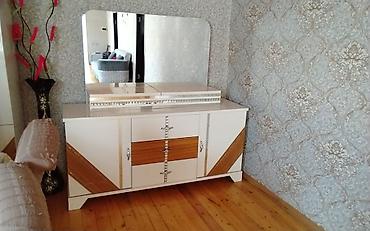divar ref: Yemək otağı üçün mebel dəsti - Rəng: ağ korpus, qızılı-bürünc dekor — 2
