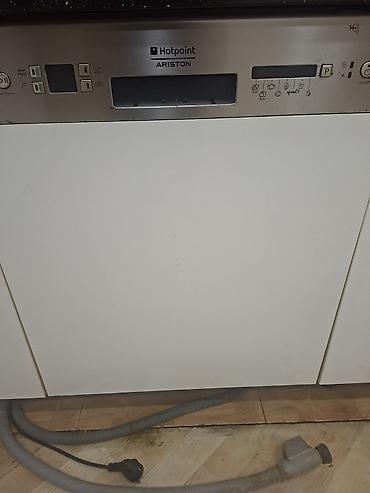 Hotpoint Ariston qabyuyan maşın – tam inteqrasiya olunan model