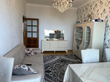 Köhnə tikili: Bakı, 3 otaqlı, Köhnə tikili, 80 kv. m — 2