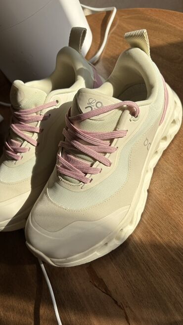 волейболный кросовка: Кроссовки On Running CloudTec Phase - Модель: CloudTec Phase