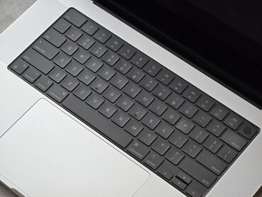 Ноутбуки: Ноутбук, Apple, 16 ГБ ОЗУ, 16 ", Б/у, Для работы, учебы, память NVMe SSD — 3