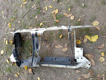 Другие автозапчасти: Ауди В4 — 15