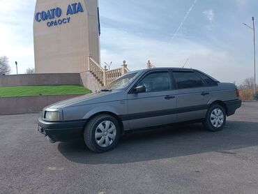 срв 1 в бишкеке: Volkswagen Passat: 1992 г., 1.8 л, Механика, Бензин, Седан