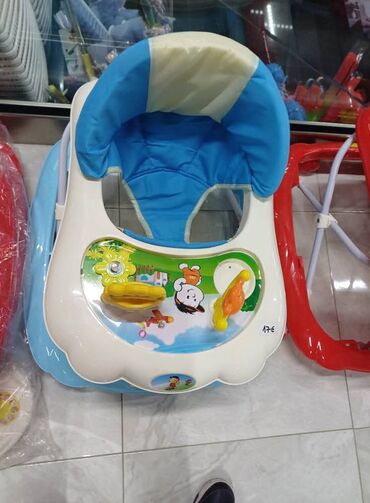 aspirator za nos za bebe: Nove šetalice za bebe