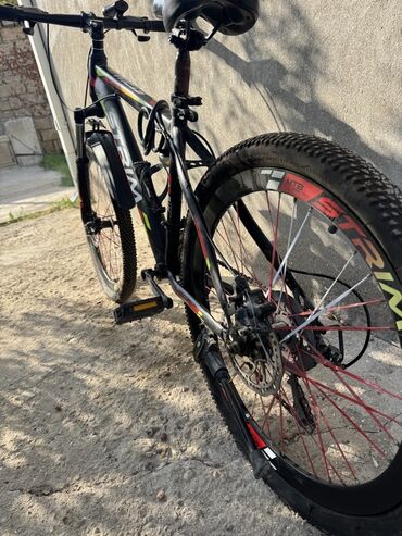 İdman velosipedləri: STIM/STRIM MTB dağ velosipedi Xüsusiyyətlər: - Alüminium/qara rəngli — 3