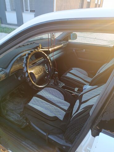 Audi: Audi 100: 1992 г., 2.3 л, Механика, Седан — 3