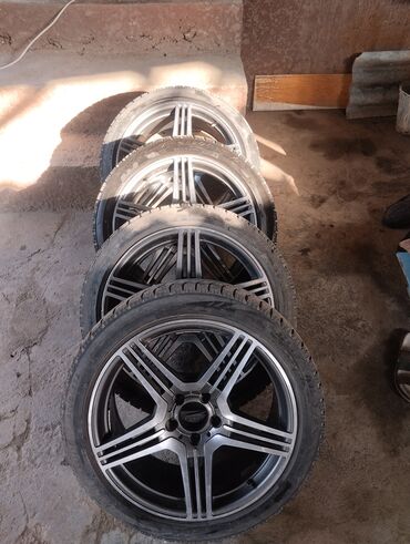 срочно срочно срочно продаю авто: Дөңгөлөктөрү толук 225 / 45 / R 18, Кыш, Колдонулган, Комплект, Жеңил унаалар, тешиктери - 5