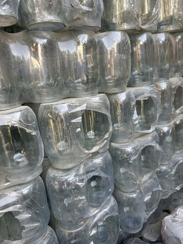 ёмкость для воды: Банкалар, Колдонулган, Өзү алып кетүү