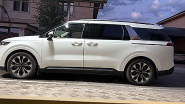 Транспорт: Kia Carnival: 2023 г., 3.5 л, Робот, Бензин, Минивэн — 4