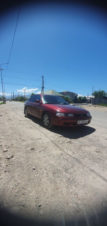 мазда 1995: Mazda 626: 1995 г., 1.8 л, Механика, Бензин, Хэтчбэк