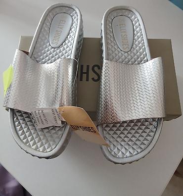 zene baletanke: Ženske papuče ELLY SHOES – model na platformu - Boja: metalik srebrna — 3