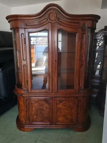 Stilske vitrine: Prelepa vitrina. Visina 220 cm Sirina 160 cm Dubina 45 cm — 8