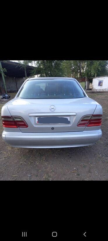 мерседес 814 817: Mercedes-Benz E 220: 2000 г., 2.2 л, Механика, Дизель, Седан