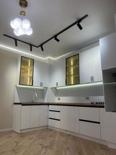 зеленый городок: 3 комнаты, 100 м², Элитка, 11 этаж, Евроремонт