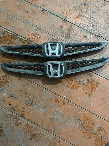 jas: Решетка радиатора Honda 2003 г., Б/у, Оригинал — 1
