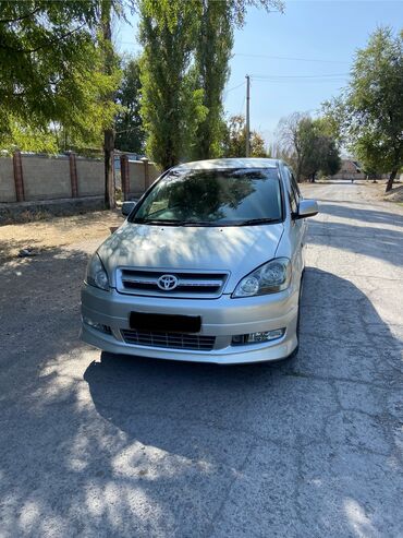 toyota mark 2 blit: Toyota Ipsum: 2003 г., 2.4 л, Автомат, Бензин, Вэн/Минивэн