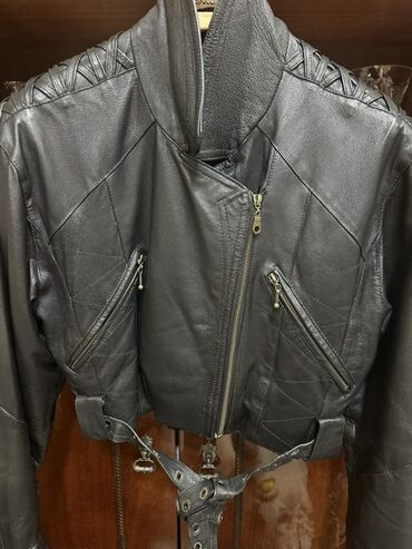 детский мотоцикл каталка: L ölçü. Qara həqiqi dəridən motosiklet üslublu qısa gödəkçə -