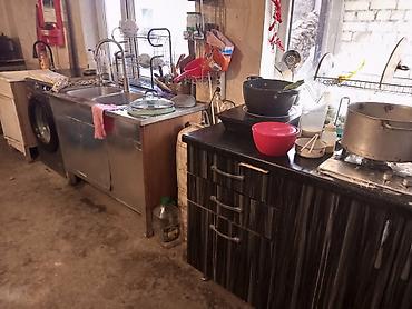 Продажа коттеджей и домов: ПРОДАЁТСЯ ДОМ + ГОТОВЫЙ БИЗНЕС г. Балыкчы Участок: 7 соток Дом со — 8