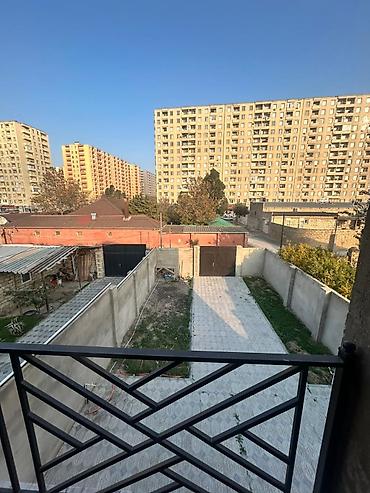 ev tecili satilir: 4 otaqlı, 162 kv. m, Kredit yoxdur, Yeni təmirli — 2