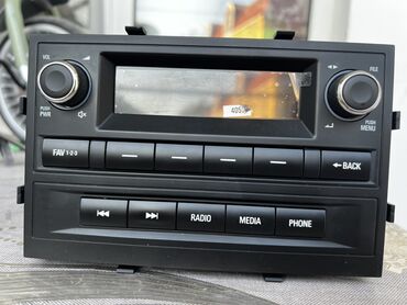 Maqnitofonlar: GM orijinal avtomobil audio sistemi və ön panel dəsti Məhsul: - GM