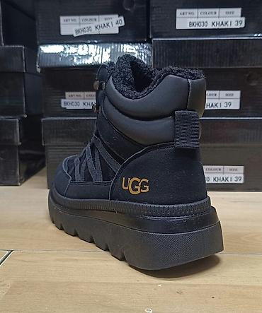 ugg baletanke sa krznom: Ugg čizmice
36 do 41,
 cena 3800dinara
PS✨ — 2