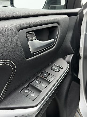 Toyota: Toyota Camry: 2016 г., 2.5 л, Гибрид, Седан — 12