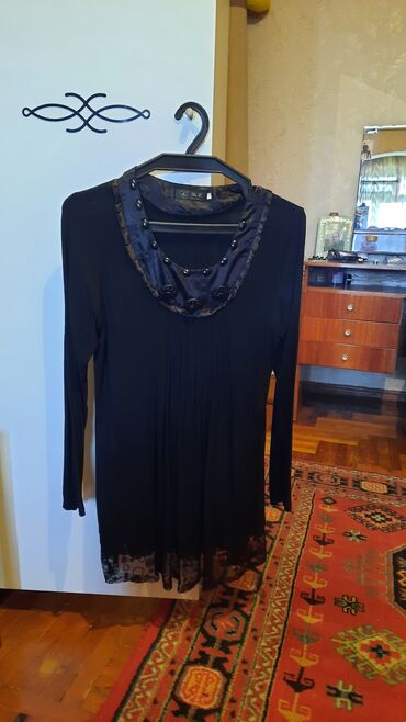Женская одежда: XL (EU 42), цвет - Черный