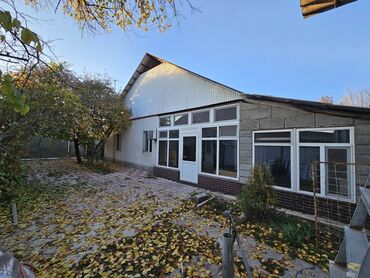 продаю дом военно антоновка трасса: Дом, 55 м², 3 комнаты, Агентство недвижимости, Косметический ремонт