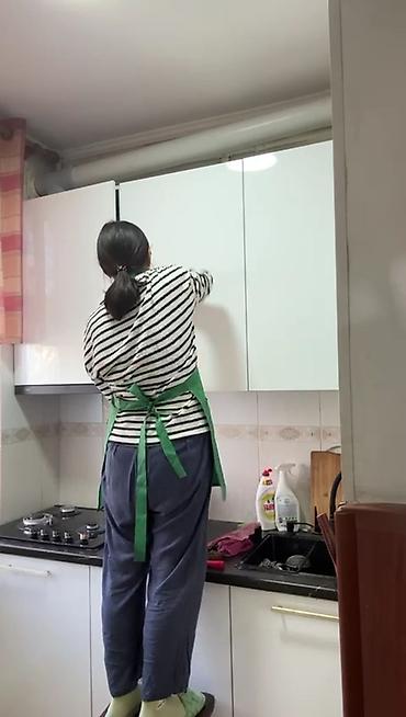 Цветы и букеты: Биздин уборка таза жана сапаттуу.Баасы келишим баада.7 -жылдык — 10