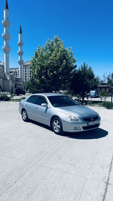 Honda: Honda Accord: 2004 г., 3 л, Автомат, Бензин, Седан