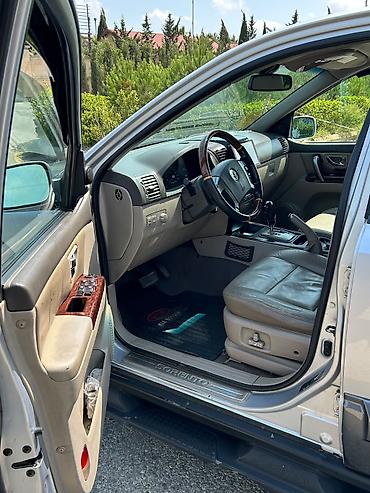 Kia: Kia Sorento: 2.5 l | 2004 il Ofrouder/SUV — 4