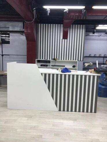 Стойки ресепшн: РЕСЕПШН НА ЗАКАЗ. Принимаем заказы любой сложности. Кратчайшие — 1