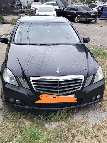мерседес w210 миллениум: Седан Mercedes-Benz E-класса в черном цвете, оснащенный литыми