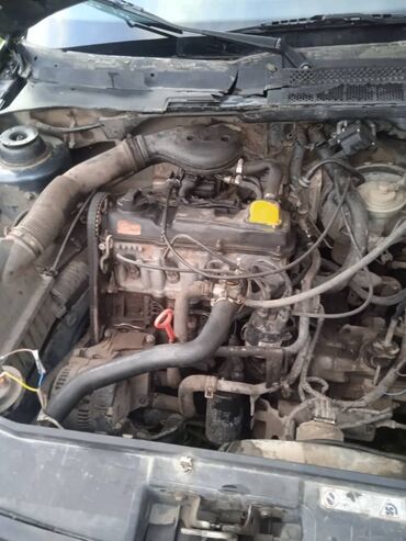 вента афто: Volkswagen Vento: 1995 г., 1.8 л, Механика, Бензин, Седан
